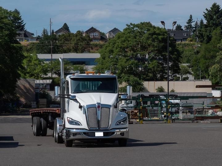 Dépannage poids lourd diesel, Brossard
